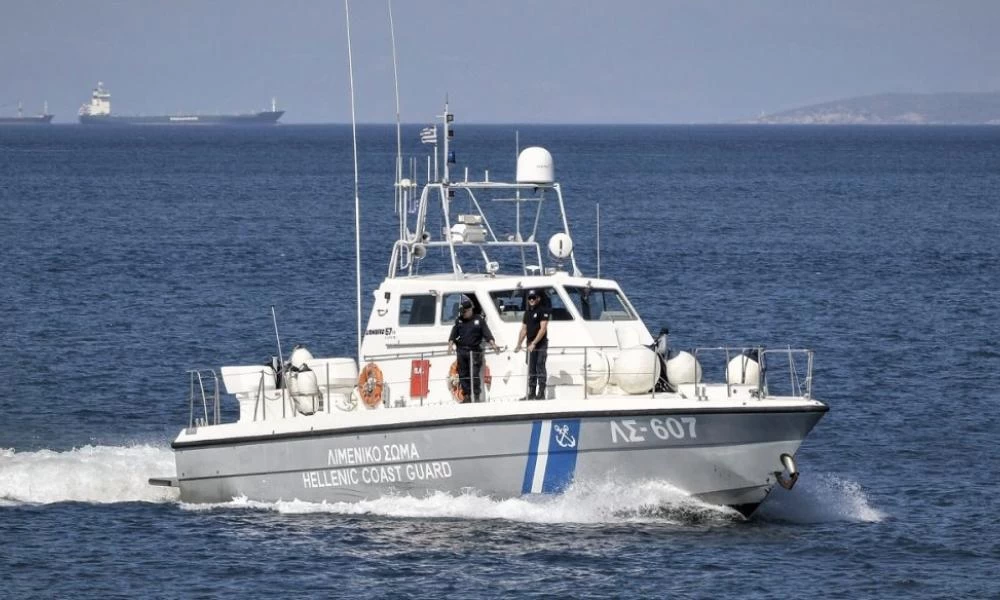Ρόδος: Χειροπέδες σε κύκλωμα διακίνησης μεταναστών από την Τουρκία